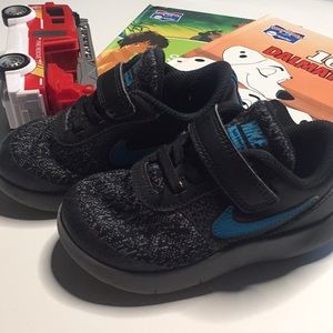 Toddler Nike Tennis Shoes - Size 8